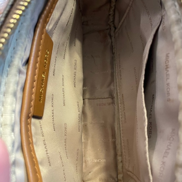 Michael Kors small purse. Excellent condition - Picture 5 of 9